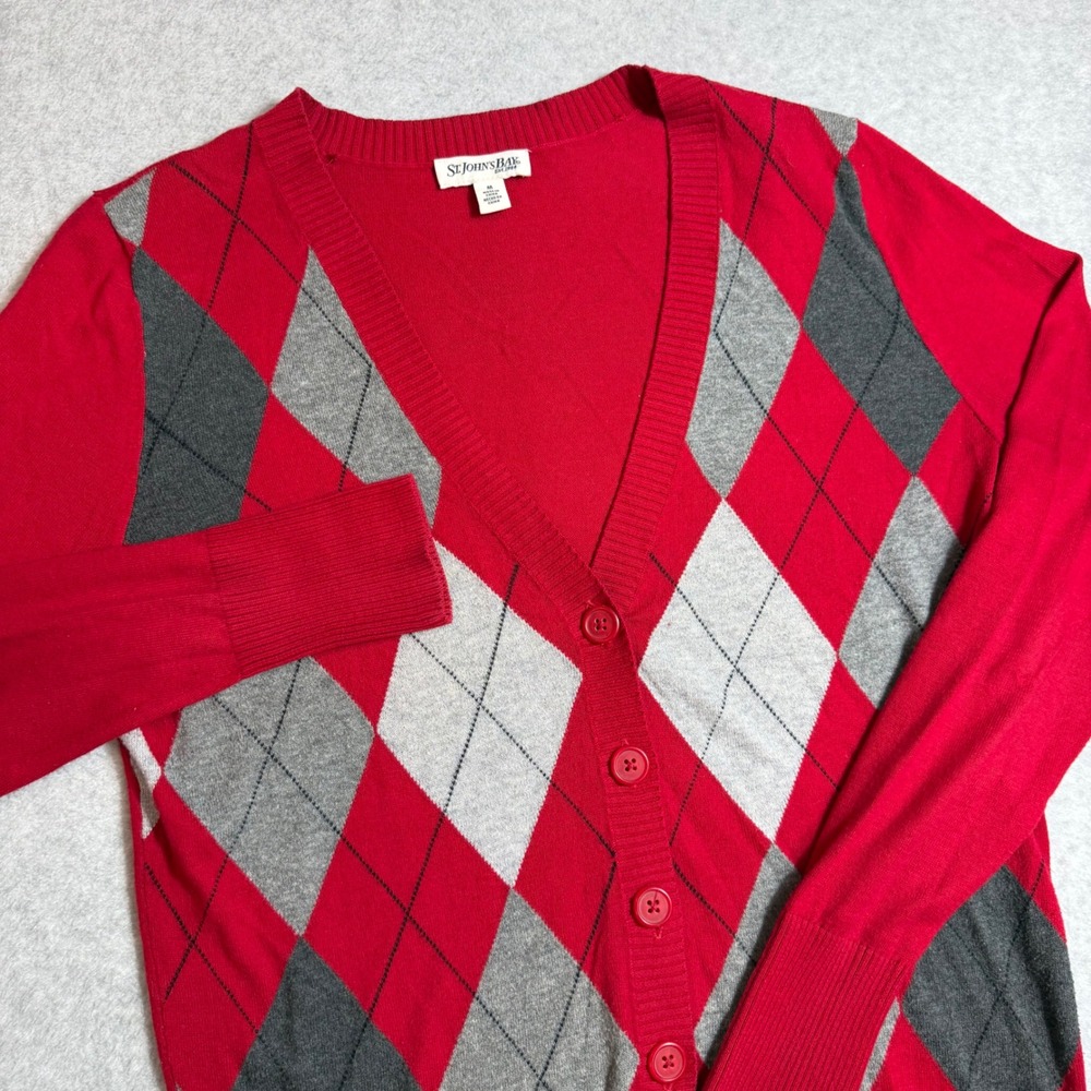 St John's Bay Cardigan Sweater Women Medium Red Argyle V-Neck Long Sleeve Cotton